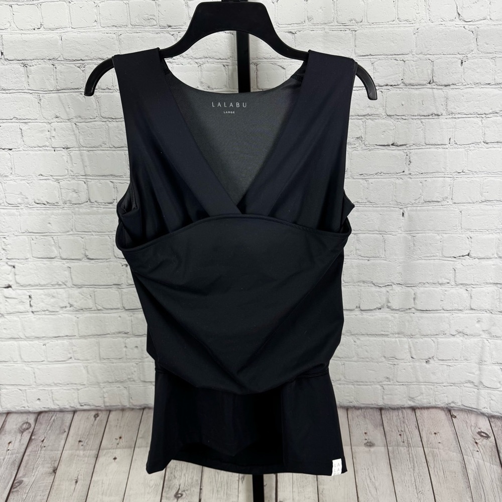 Lalabu Black Sleeveless Tank Top